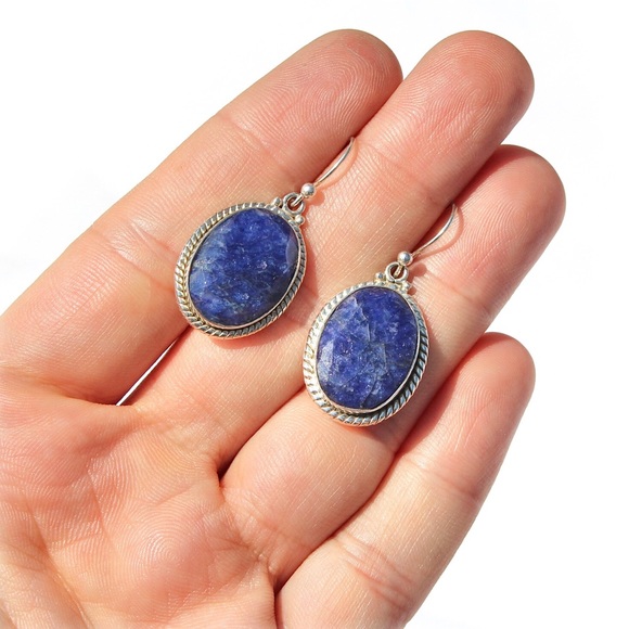 Stauer Simulated Sapphire Sterling Silver Necklace & Earrings Jewelry Set In Box - Picture 5 of 6